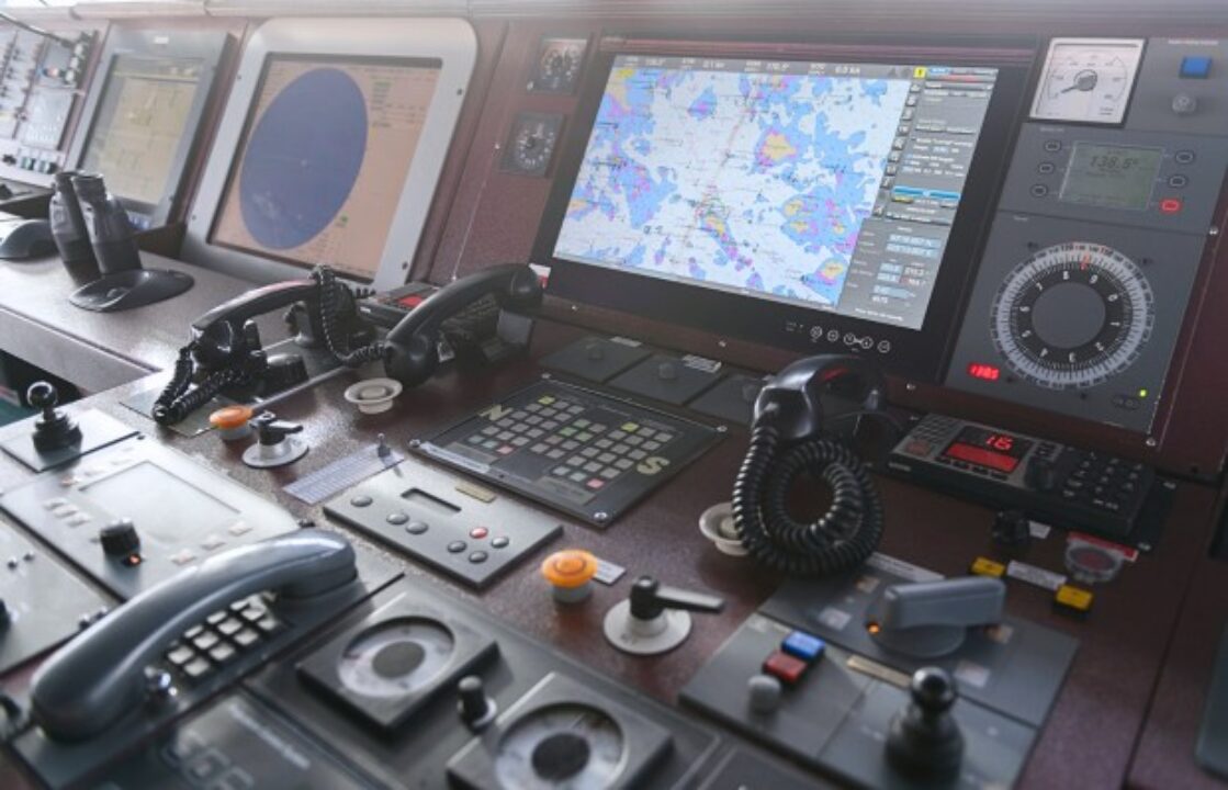 Wärtsilä NaviSailor 4000 by Transas ECDIS Training